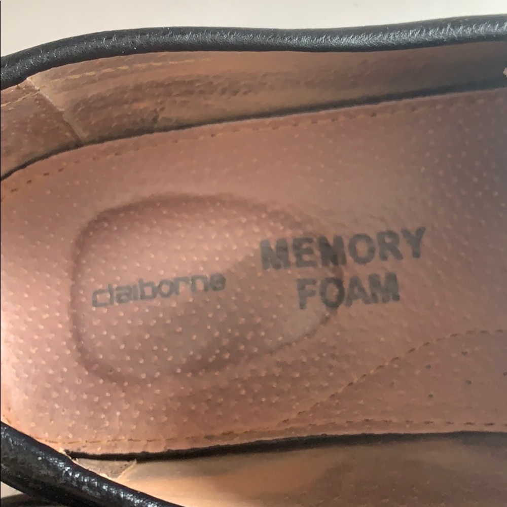 Men’s Black Casual Shoes - Picture 2 of 4